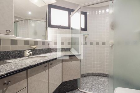 Apartamento à venda com 120m², 3 quartos e 3 vagas Apartamento à venda com 120m², 3 quartos e 3 vagasBanheiro Suíte