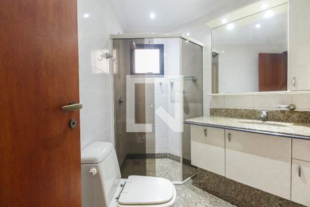 Apartamento à venda com 120m², 3 quartos e 3 vagas Apartamento à venda com 120m², 3 quartos e 3 vagasBanheiro Social
