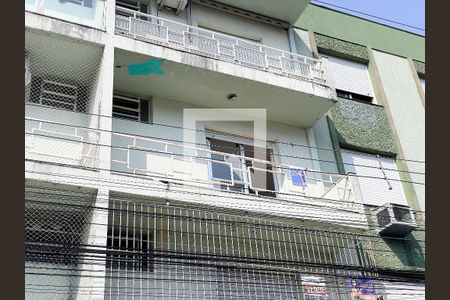 Apartamento à venda com 100m², 3 quartos e 1 vaga Apartamento à venda com 100m², 3 quartos e 1 vagaFachada