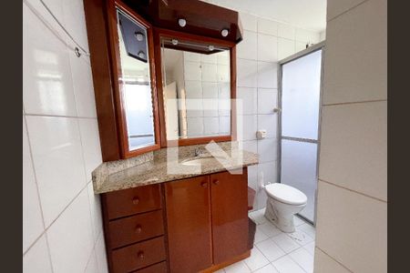 Apartamento à venda com 100m², 3 quartos e 1 vaga Apartamento à venda com 100m², 3 quartos e 1 vagaBanheiro 2