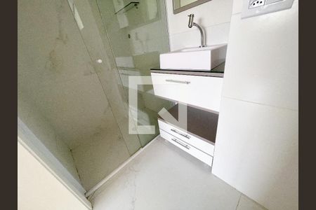 Apartamento à venda com 100m², 3 quartos e 1 vaga Apartamento à venda com 100m², 3 quartos e 1 vagaBanheiro