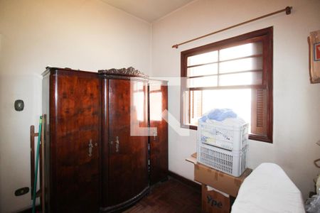 Casa à venda com 175m², 3 quartos e 3 vagas Casa à venda com 175m², 3 quartos e 3 vagasQuarto 3