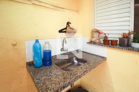 Casa à venda com 175m², 3 quartos e 3 vagas Casa à venda com 175m², 3 quartos e 3 vagasÁrea de Serviço