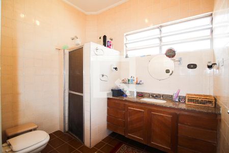 Casa à venda com 175m², 3 quartos e 3 vagas Casa à venda com 175m², 3 quartos e 3 vagasBanheiro 1