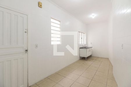 Casa para alugar com 100m², 1 quarto e 1 vagaCozinha 