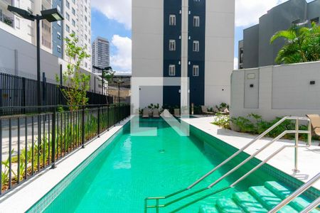 Apartamento para alugar com 42m², 2 quartos e sem vaga Apartamento para alugar com 42m², 2 quartos e sem vagaÁrea comum - Piscina