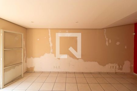 Casa à venda com 295m², 4 quartos e 16 vagas Casa à venda com 295m², 4 quartos e 16 vagasQuarto 02