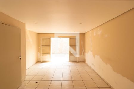 Casa à venda com 295m², 4 quartos e 16 vagas Casa à venda com 295m², 4 quartos e 16 vagasQuarto 02