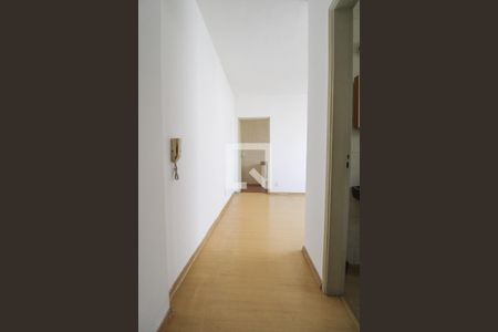 Apartamento para alugar com 55m², 1 quarto e sem vagaCorredor 