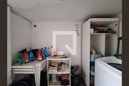 Casa à venda com 216m², 4 quartos e 1 vagaÁrea de Serviço