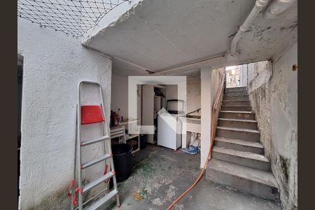 Casa à venda com 216m², 4 quartos e 1 vagaÁrea de Serviço