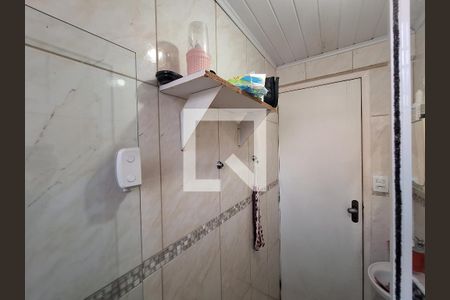 Casa à venda com 216m², 4 quartos e 1 vagaBanheiro 2