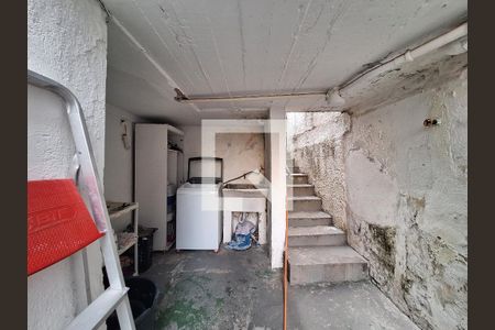 Casa à venda com 216m², 4 quartos e 1 vagaÁrea de Serviço