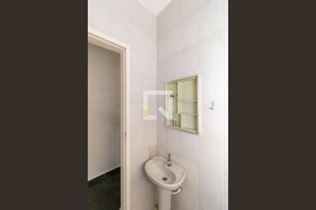 Casa para alugar com 95m², 2 quartos e 2 vagas Casa para alugar com 95m², 2 quartos e 2 vagasBanheiro 1