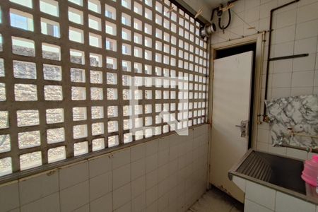 Área de Serviço de apartamento para alugar com 3 quartos, 80m² em Vila Santana, Campinas