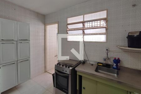 Cozinha de apartamento para alugar com 3 quartos, 80m² em Vila Santana, Campinas