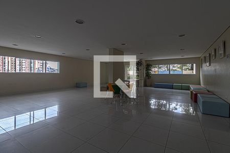Apartamento à venda com 70m², 3 quartos e 1 vaga Apartamento à venda com 70m², 3 quartos e 1 vagaÁrea comum - Salão de festas