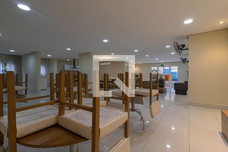 Apartamento à venda com 70m², 3 quartos e 1 vaga Apartamento à venda com 70m², 3 quartos e 1 vagaÁrea comum - Salão de festas