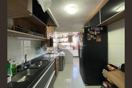 Apartamento à venda com 100m², 2 quartos e 1 vagaCozinha