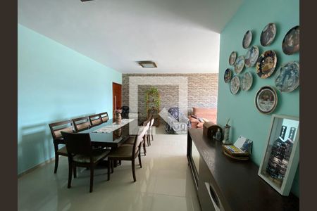 Apartamento à venda com 100m², 2 quartos e 1 vagaSala