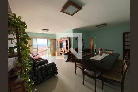 Apartamento à venda com 100m², 2 quartos e 1 vagaSala