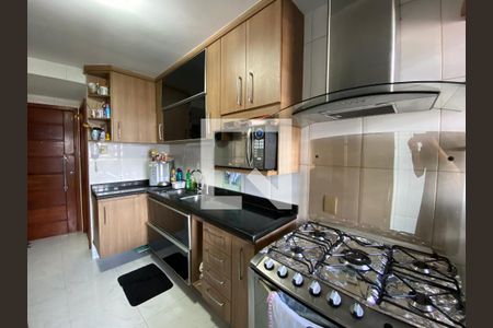 Apartamento à venda com 100m², 2 quartos e 1 vagaCozinha