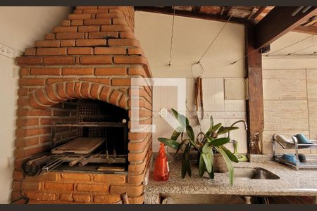 Casa à venda com 200m², 4 quartos e 4 vagasArea externa