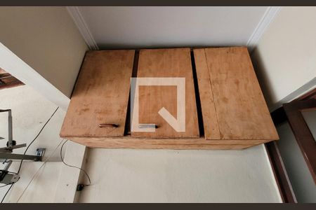 Casa à venda com 200m², 4 quartos e 4 vagasLavanderia 2