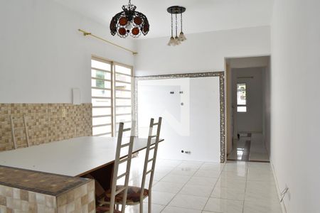 Casa para alugar com 60m², 2 quartos e 1 vagaSala de jantar