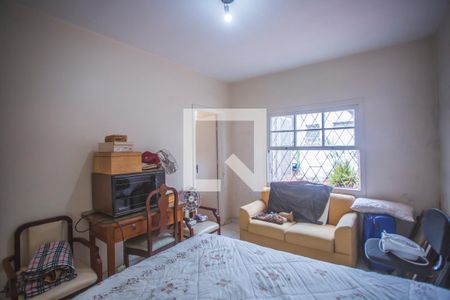 Casa à venda com 171m², 3 quartos e 3 vagasSuíte