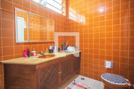 Casa à venda com 171m², 3 quartos e 3 vagasBanheiro 2