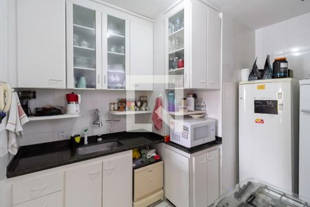 Casa à venda com 220m², 4 quartos e 3 vagasCozinha