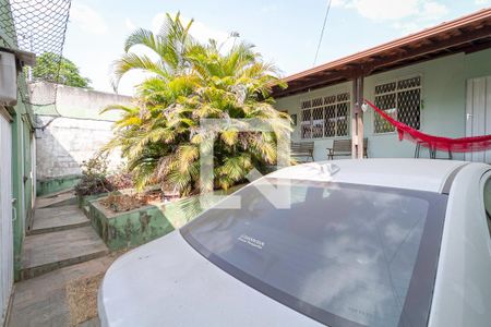 Casa à venda com 220m², 4 quartos e 3 vagasEntrada