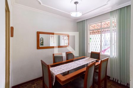 Casa à venda com 220m², 4 quartos e 3 vagasSala de jantar