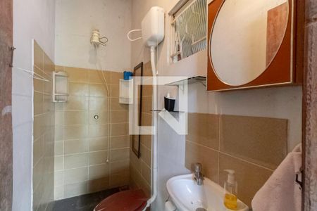 Casa à venda com 220m², 4 quartos e 3 vagasBanheiro área externa