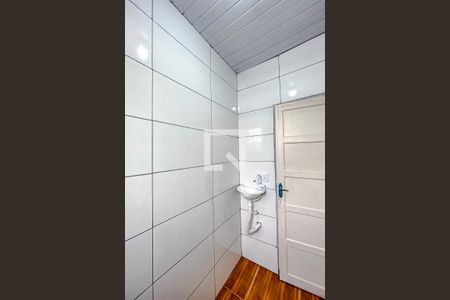 Casa para alugar com 34m², 1 quarto e sem vagaBanheiro