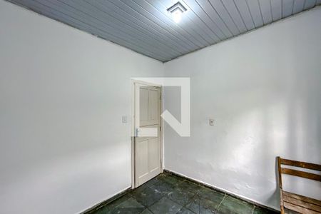 Casa para alugar com 34m², 1 quarto e sem vagaQuarto