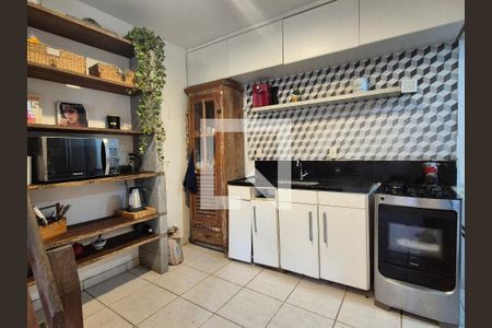 Casa de condomínio à venda com 126m², 4 quartos e 2 vagasCozinha