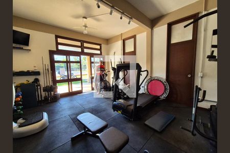 Casa de condomínio à venda com 126m², 4 quartos e 2 vagasÁrea comum