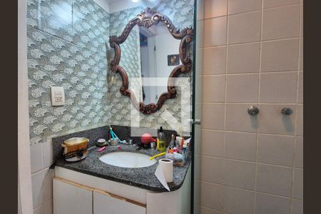 Casa de condomínio à venda com 126m², 4 quartos e 2 vagasBanheiro da Suíte