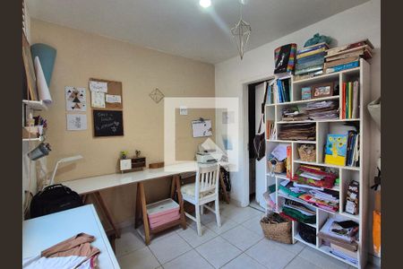 Suite de casa de condomínio à venda com 4 quartos, 126m² em Vargem Grande, Rio de Janeiro