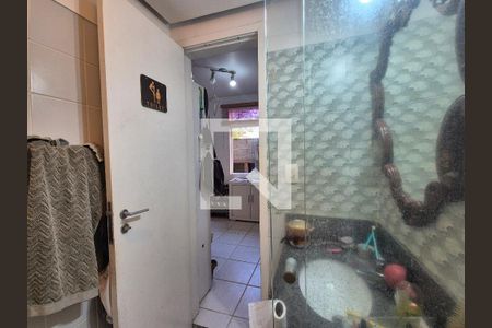 Casa de condomínio à venda com 126m², 4 quartos e 2 vagasBanheiro da Suíte