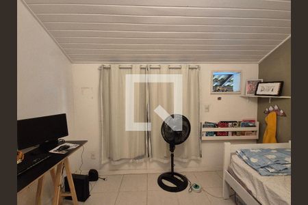 Casa de condomínio à venda com 126m², 4 quartos e 2 vagasQuarto 3