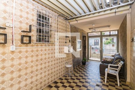 Casa de condomínio à venda com 90m², 4 quartos e 3 vagas Casa de condomínio à venda com 90m², 4 quartos e 3 vagasGaragem