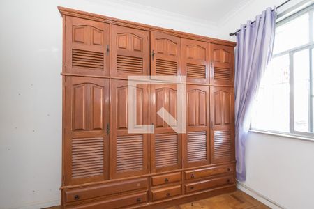 Casa de condomínio à venda com 90m², 4 quartos e 3 vagas Casa de condomínio à venda com 90m², 4 quartos e 3 vagasQuarto 2 Suíte - Armários