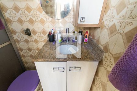 Casa de condomínio à venda com 90m², 4 quartos e 3 vagas Casa de condomínio à venda com 90m², 4 quartos e 3 vagasBanheiro de Serviço