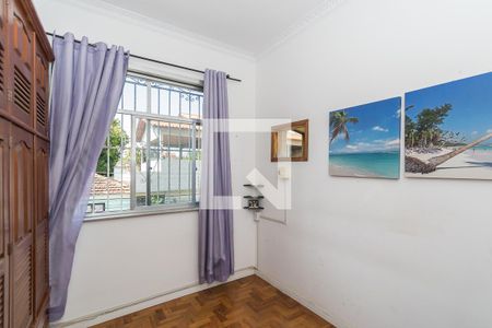 Casa de condomínio à venda com 90m², 4 quartos e 3 vagas Casa de condomínio à venda com 90m², 4 quartos e 3 vagasQuarto 2 Suíte