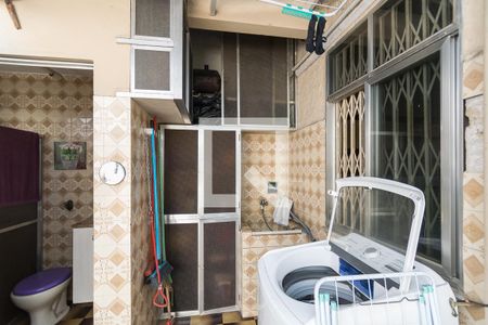 Casa de condomínio à venda com 90m², 4 quartos e 3 vagas Casa de condomínio à venda com 90m², 4 quartos e 3 vagasÁrea de Serviço