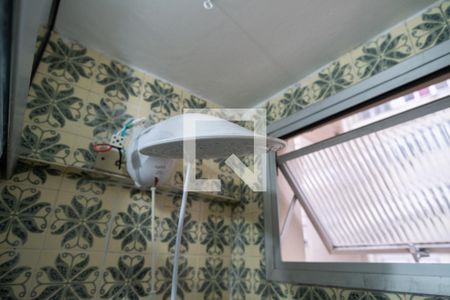 Banheiro de apartamento à venda com 1 quarto, 39m² em Partenon, Porto Alegre