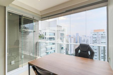 Studio à venda com 33m², 1 quarto e 1 vaga Studio à venda com 33m², 1 quarto e 1 vagaVaranda Studio